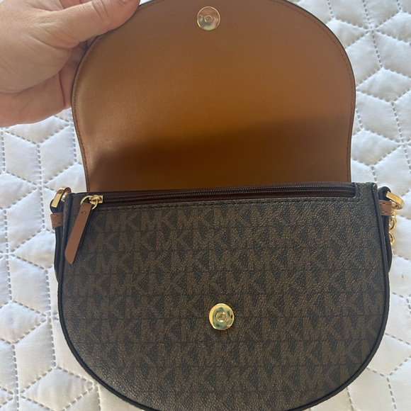 Michael Kors Purse - Picture 3 of 7